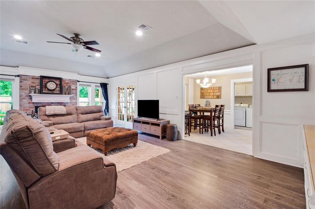 5727 Glenmere Lane, Spring, TX 77379