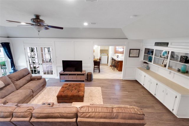 5727 Glenmere Lane, Spring, TX 77379