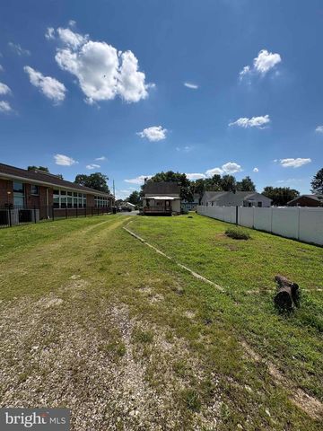 14 ARCH ST, Newfield, NJ 08344