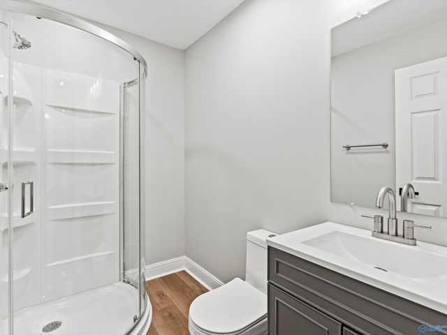 611 SE Cedar Cove Road, Hartselle, AL 35640