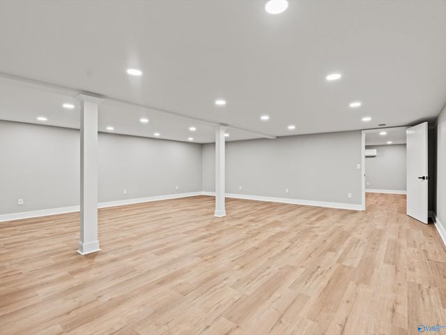 611 SE Cedar Cove Road, Hartselle, AL 35640