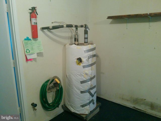 16 W HALE ST, Lewistown, PA 17044