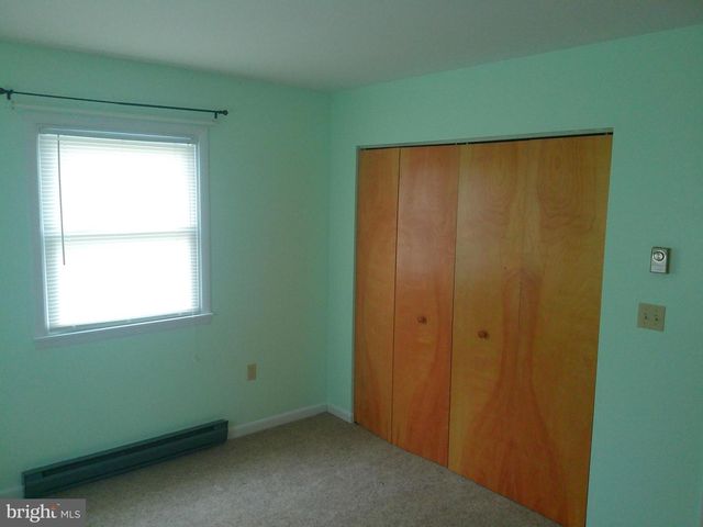 16 W HALE ST, Lewistown, PA 17044