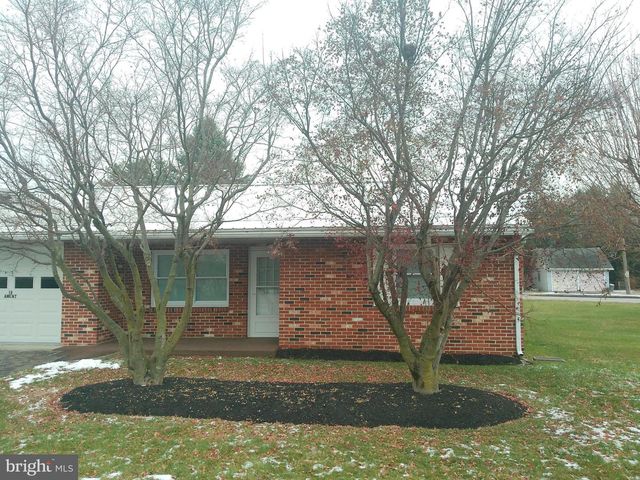 16 W HALE ST, Lewistown, PA 17044