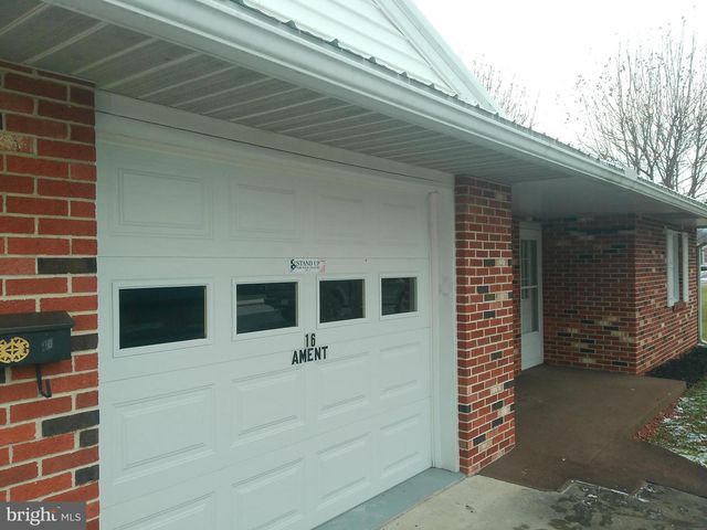 16 W HALE ST, Lewistown, PA 17044