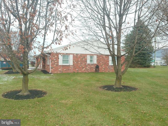 16 W HALE ST, Lewistown, PA 17044