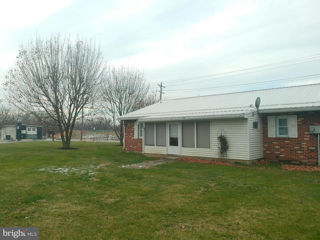 16 W HALE ST, Lewistown, PA 17044