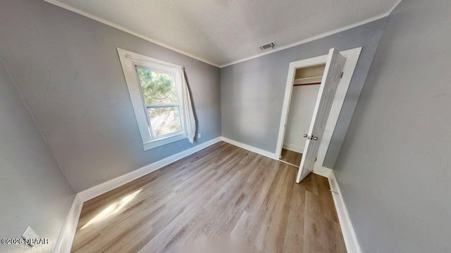 829 N Oleander Avenue, Holly Hill, FL 32117