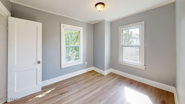 829 N Oleander Avenue, Holly Hill, FL 32117