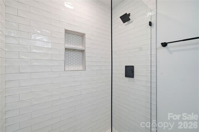 6126 Amberly Lane, Charlotte, NC 28213