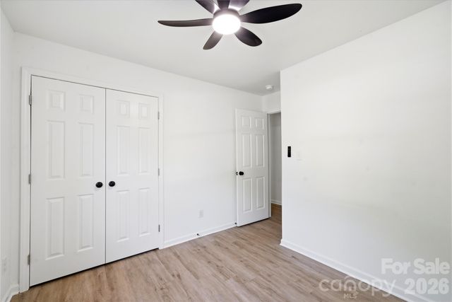 6126 Amberly Lane, Charlotte, NC 28213