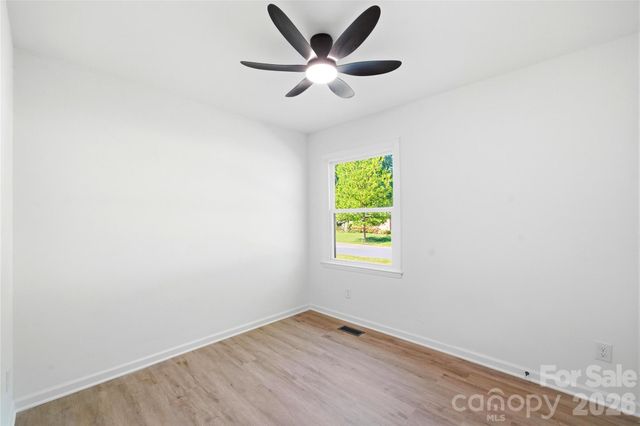6126 Amberly Lane, Charlotte, NC 28213