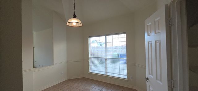 1019 Manchester Drive, Mansfield, TX 76063