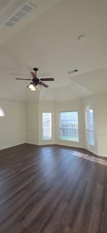 1019 Manchester Drive, Mansfield, TX 76063