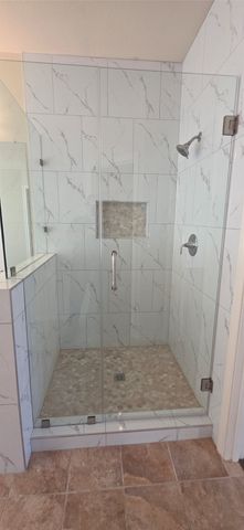 1019 Manchester Drive, Mansfield, TX 76063