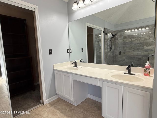 12205 MADISON CREEK Drive, Jacksonville, FL 32258