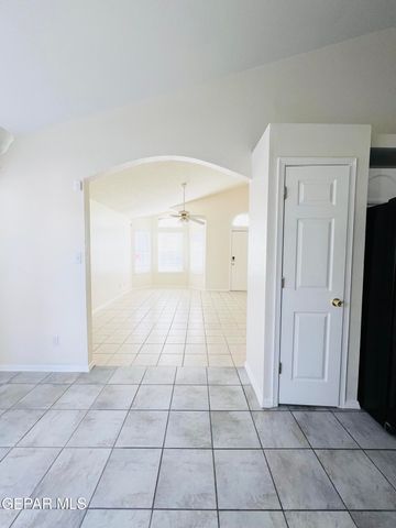 12369 TIERRA APACHE Drive, El Paso, TX 79938