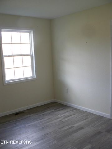 110 Cartwright Circle, Tazewell, TN 37879