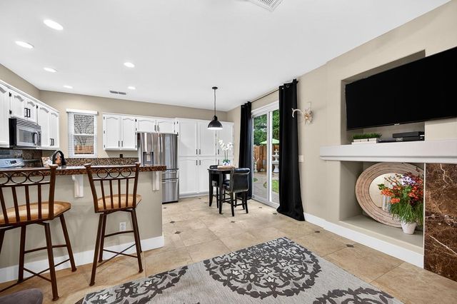 7109 Cedar Garden Ct, Citrus Heights, CA 95621