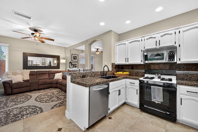 7109 Cedar Garden Ct, Citrus Heights, CA 95621