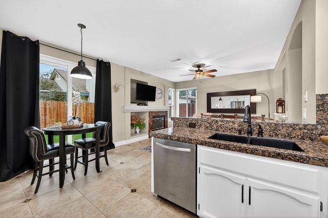 7109 Cedar Garden Ct, Citrus Heights, CA 95621