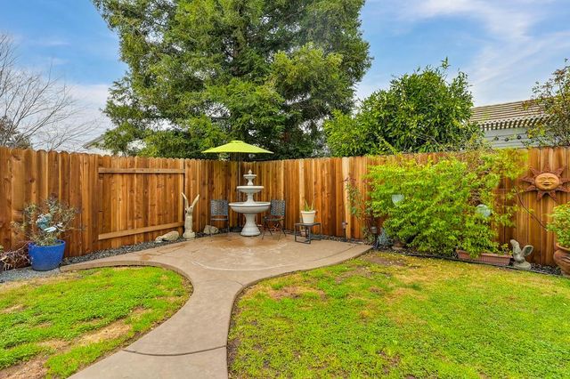 7109 Cedar Garden Ct, Citrus Heights, CA 95621
