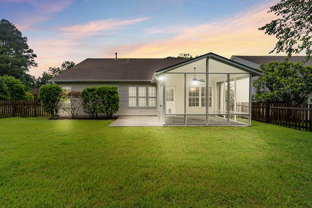 1417 Wellesley Circle, Mount Pleasant, SC 29466