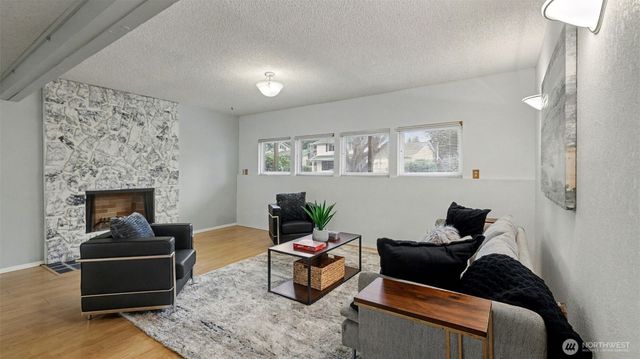 16012 SE 172nd Place, Renton, WA 98058