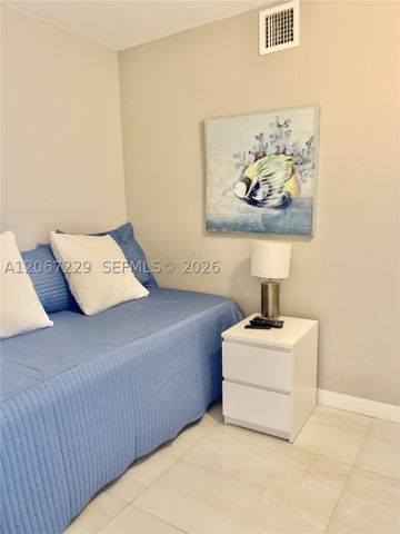 5701 Collins Ave 1003, Miami Beach, FL 33140