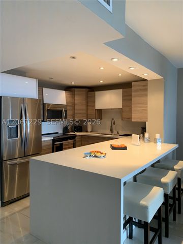 5701 Collins Ave 1003, Miami Beach, FL 33140