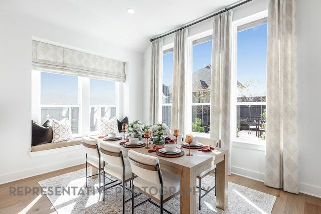 12115 Lake View Boulevard, Mont Belvieu, TX 77523