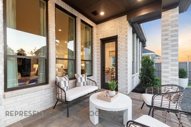 12115 Lake View Boulevard, Mont Belvieu, TX 77523