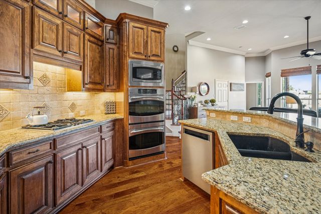 2612 Prestonwood Drive, Plano, TX 75093