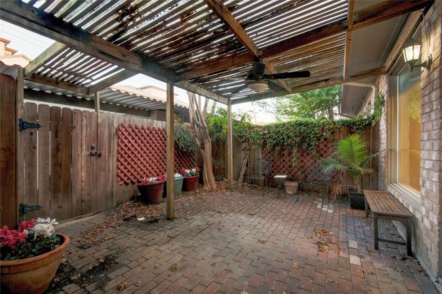 7449 Brompton Street 7449, Houston, TX 77025