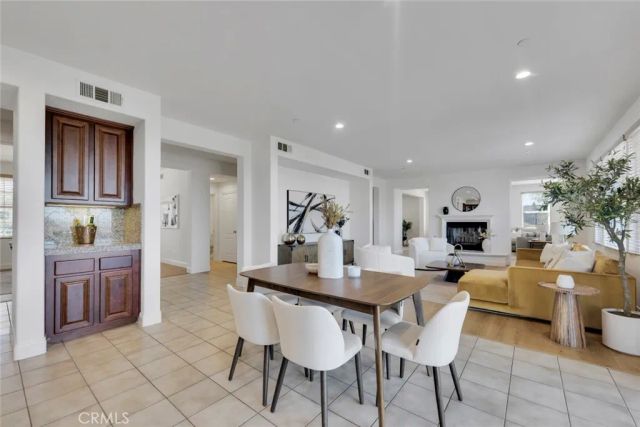 10641 N Lost Trail Avenue, Shadow Hills, CA 91040