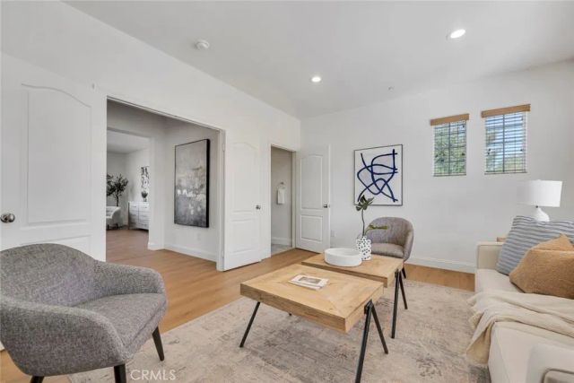 10641 N Lost Trail Avenue, Shadow Hills, CA 91040