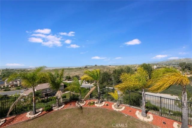 10641 N Lost Trail Avenue, Shadow Hills, CA 91040