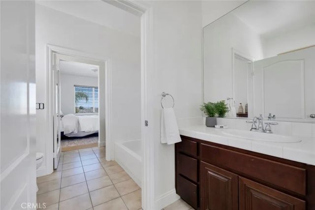 10641 N Lost Trail Avenue, Shadow Hills, CA 91040