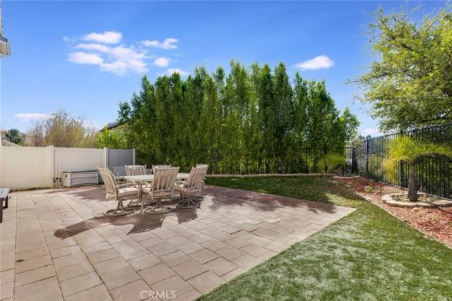 10641 N Lost Trail Avenue, Shadow Hills, CA 91040