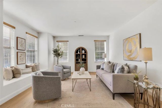 10641 N Lost Trail Avenue, Shadow Hills, CA 91040