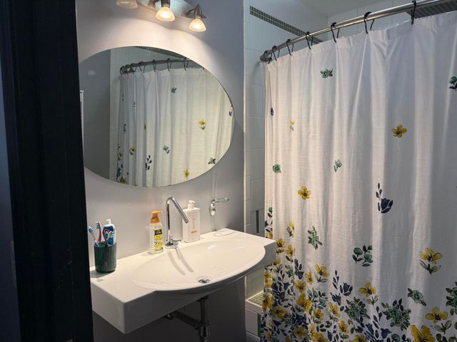 133 E Pine Street, Wheatfield, IN 46392