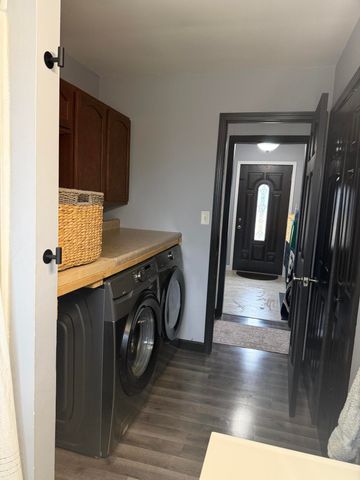 133 E Pine Street, Wheatfield, IN 46392