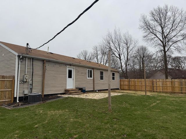 133 E Pine Street, Wheatfield, IN 46392