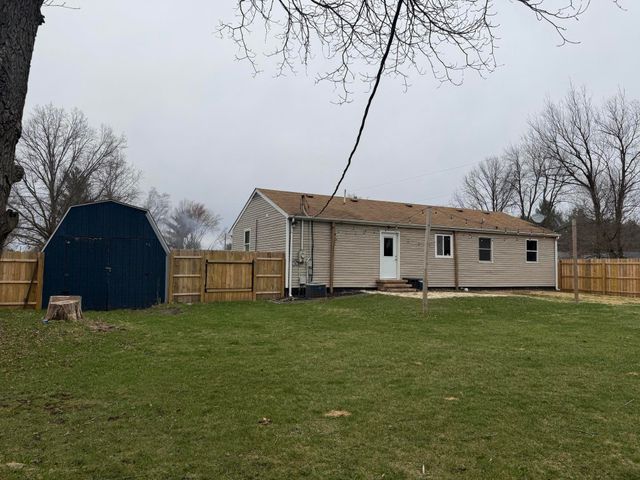 133 E Pine Street, Wheatfield, IN 46392