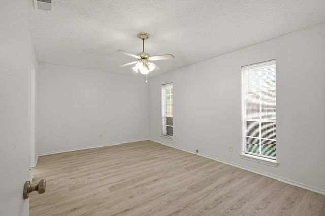 7306 Ridgeview Drive, Rowlett, TX 75089