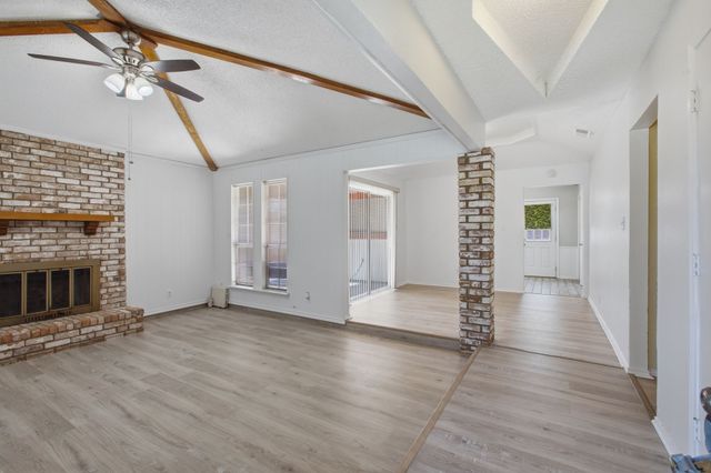 7306 Ridgeview Drive, Rowlett, TX 75089