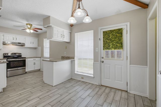 7306 Ridgeview Drive, Rowlett, TX 75089