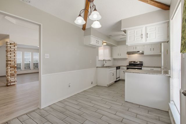 7306 Ridgeview Drive, Rowlett, TX 75089