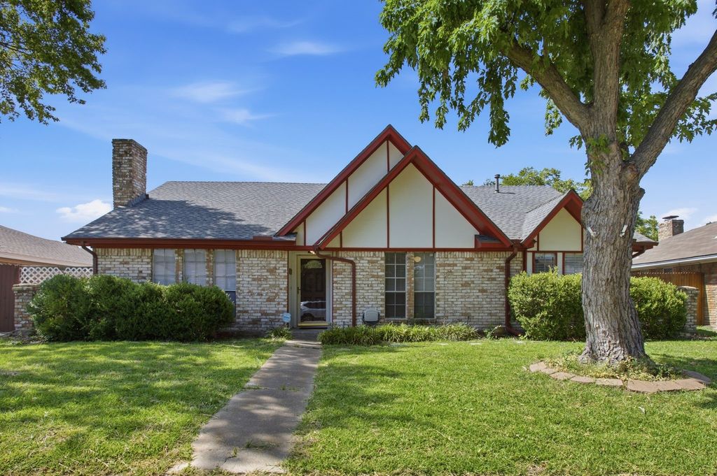 7306 Ridgeview Drive, Rowlett, TX 75089
