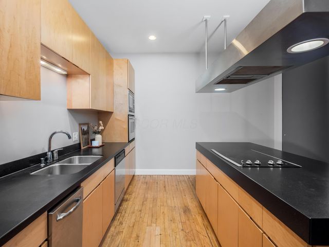 106 N High Street, 302, Columbus, OH 43215